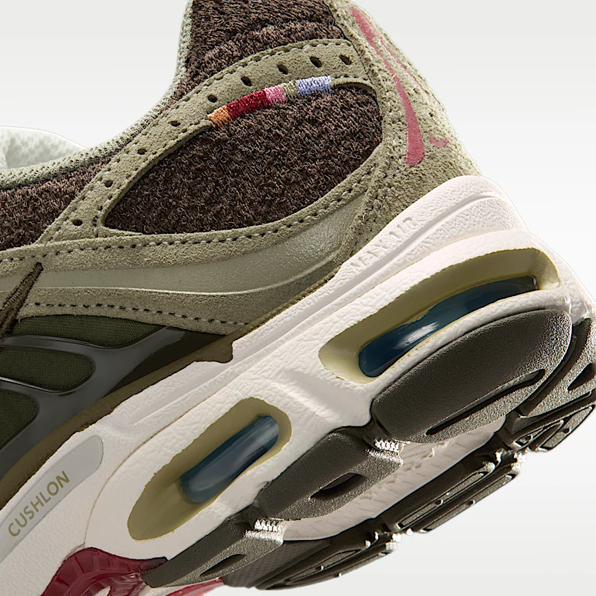 NIKE Air Max Moto 2K — Women's Shoes - Image 8