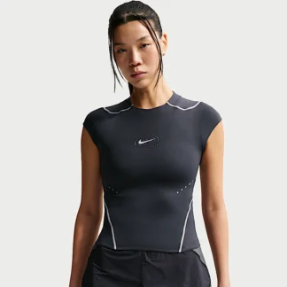 NIKE スウィフト — ウィメンズ Dri-FIT ADV ランニングトップ リフレクティブ (再帰反射) デザインのアクセント付き