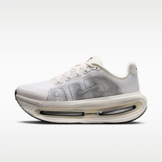 NIKE Vomero Premium — Women's Road Running Shoes