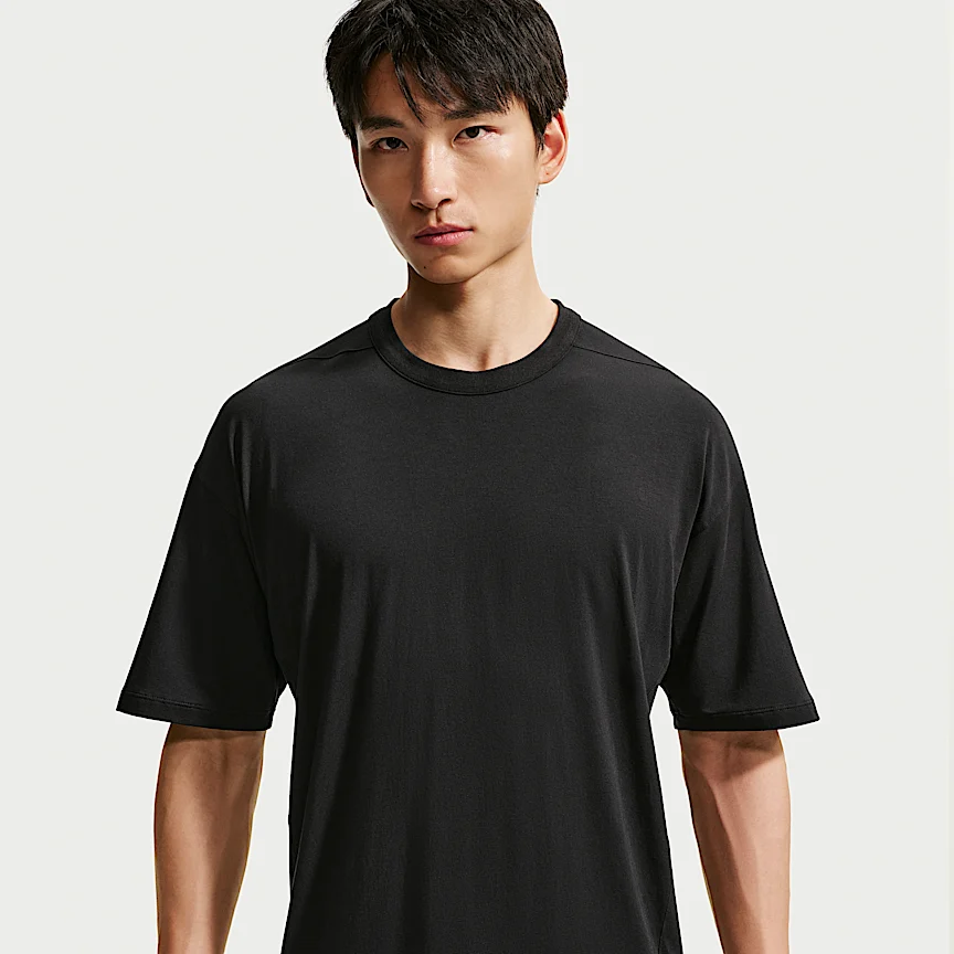 NIKE 24.7 ImpossiblySoft Light — Men's Dri-FIT Short-Sleeve T-Shirt