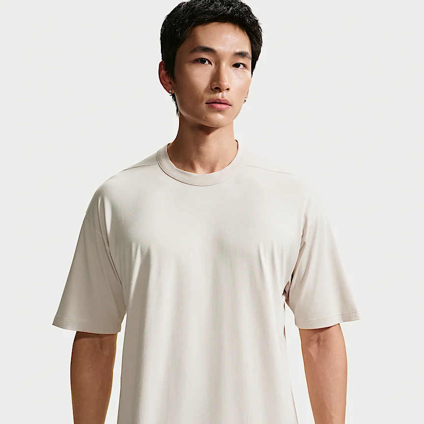 NIKE 24.7 ImpossiblySoft Light — Men's Dri-FIT Short-Sleeve T-Shirt