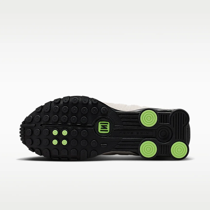NIKE ショックス R4 SP — シューズ - Image 2