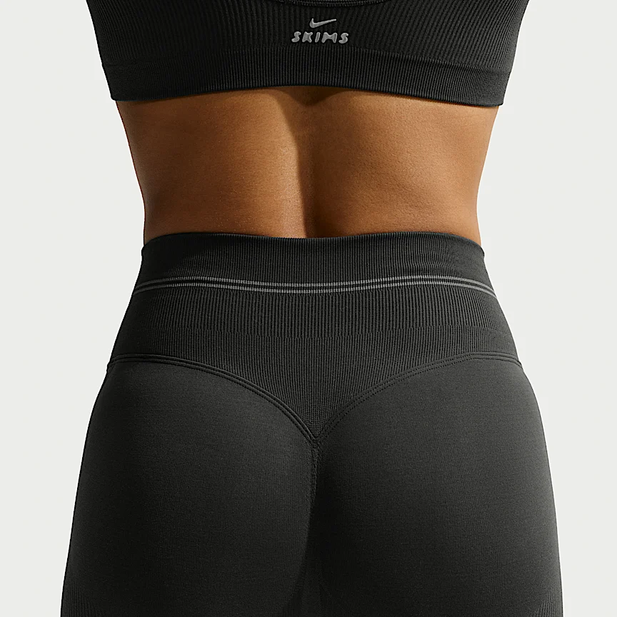 NIKE NikeSKIMS Ribbed Seamless — ウィメンズ 86cm ストレート レギンス - Image 3