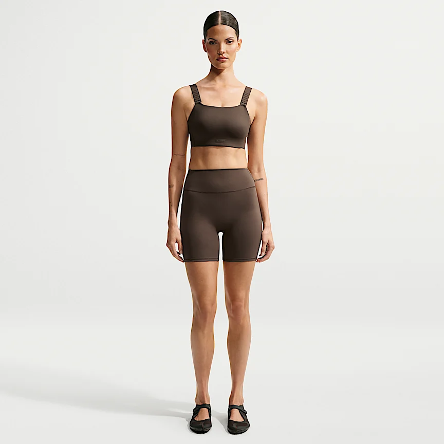 NIKE NikeSKIMS Matte — Women's High-Waisted 13cm Baika Shorts