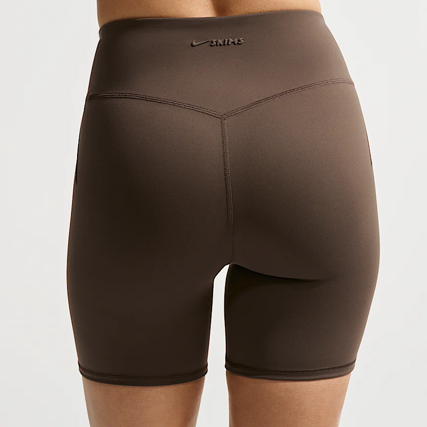 NIKE NikeSKIMS Matte — Women's High-Waisted 13cm Baika Shorts - Image 3