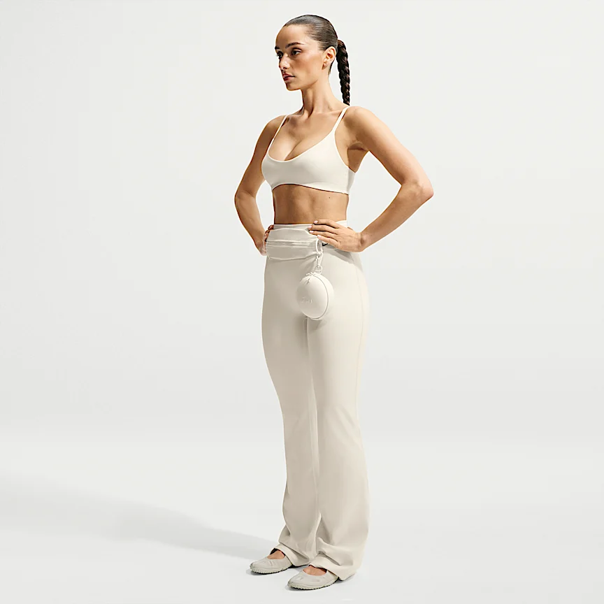NIKE NikeSKIMS Matte — Women's Maikurosukupu Bra - Image 3