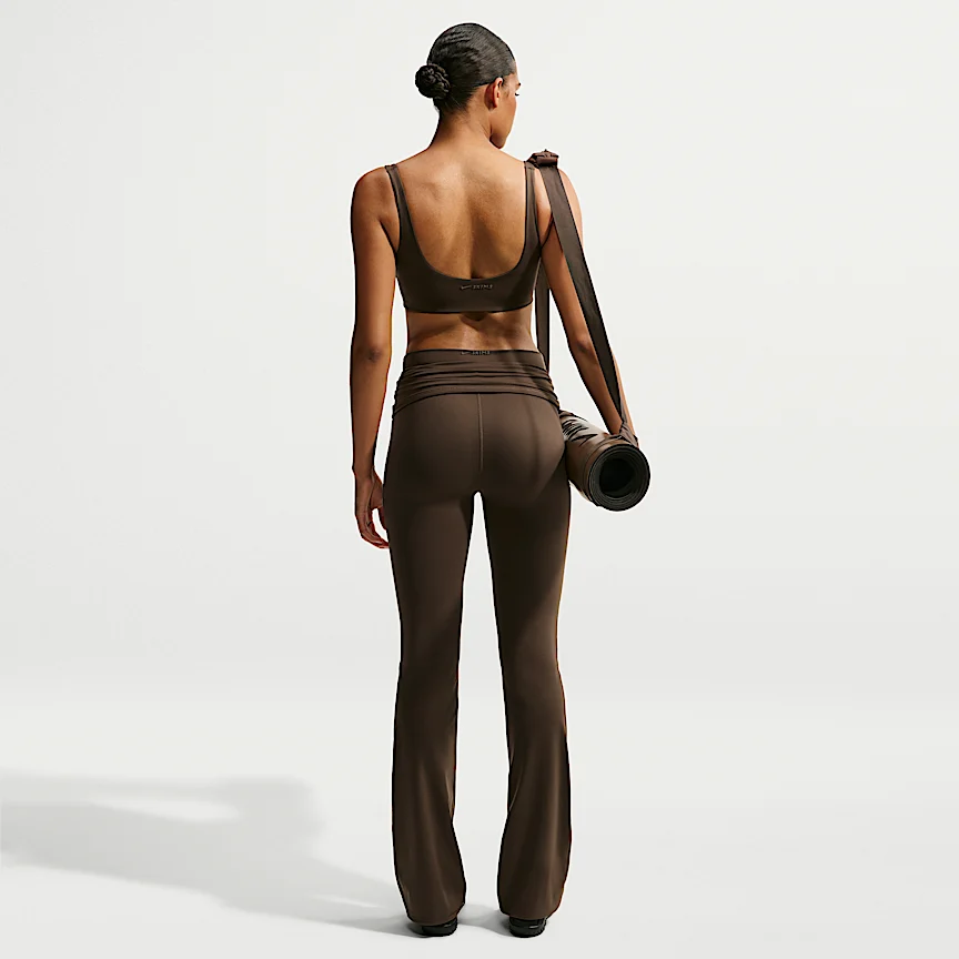 NIKE NikeSKIMS Matte — Women's Sukupunekku Bra - Image 5