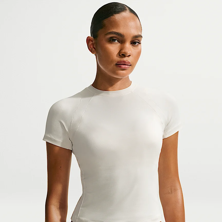 NIKE NikeSKIMS Airy — ウィメンズ ベビー Tシャツ
