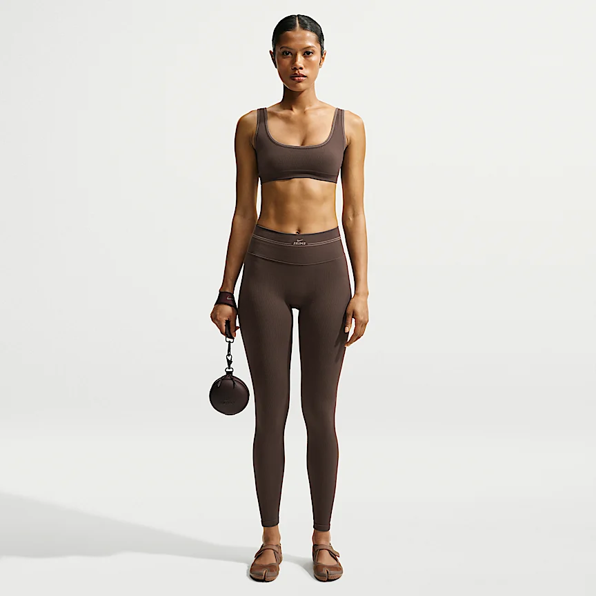 NIKE NikeSKIMS Ribbed Seamless — Women's Maikurosukupu Bra - Image 4