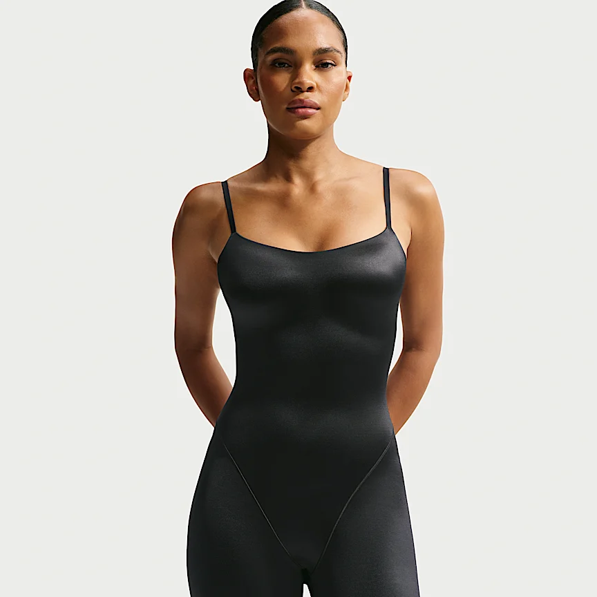NIKE NikeSKIMS サテン Shine — ウィメンズ キャミ ボディスーツ - Image 2