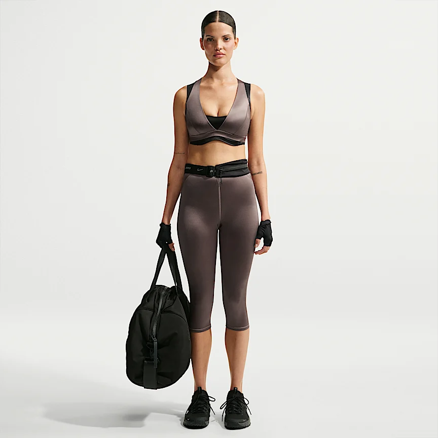 NIKE NikeSKIMS Satin Shine — Women's High-Waisted 17" Leggings with Drawcord