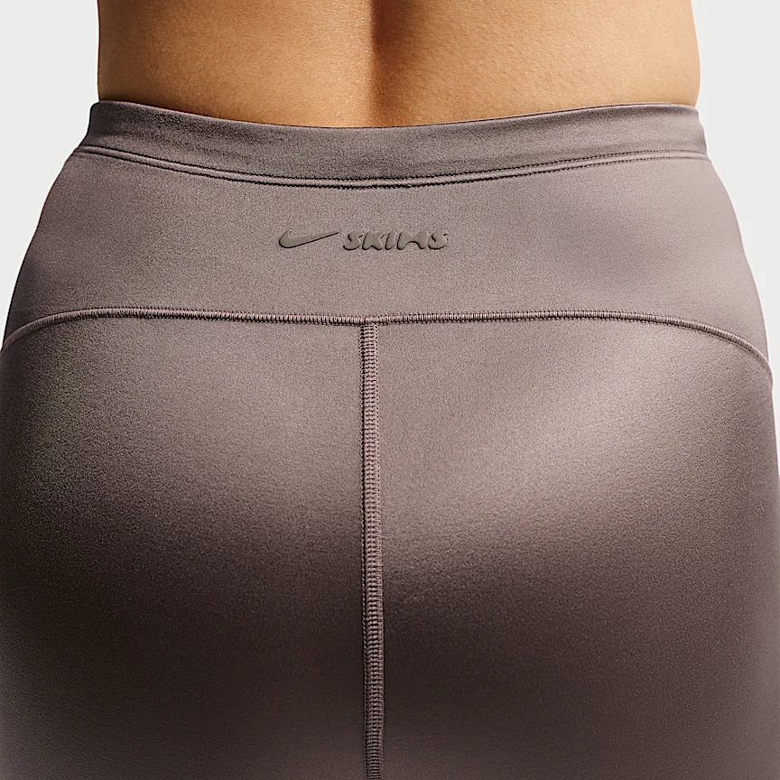 NIKE NikeSKIMS Satin Shine — Women's High-Waisted 17" Leggings with Drawcord - Image 6