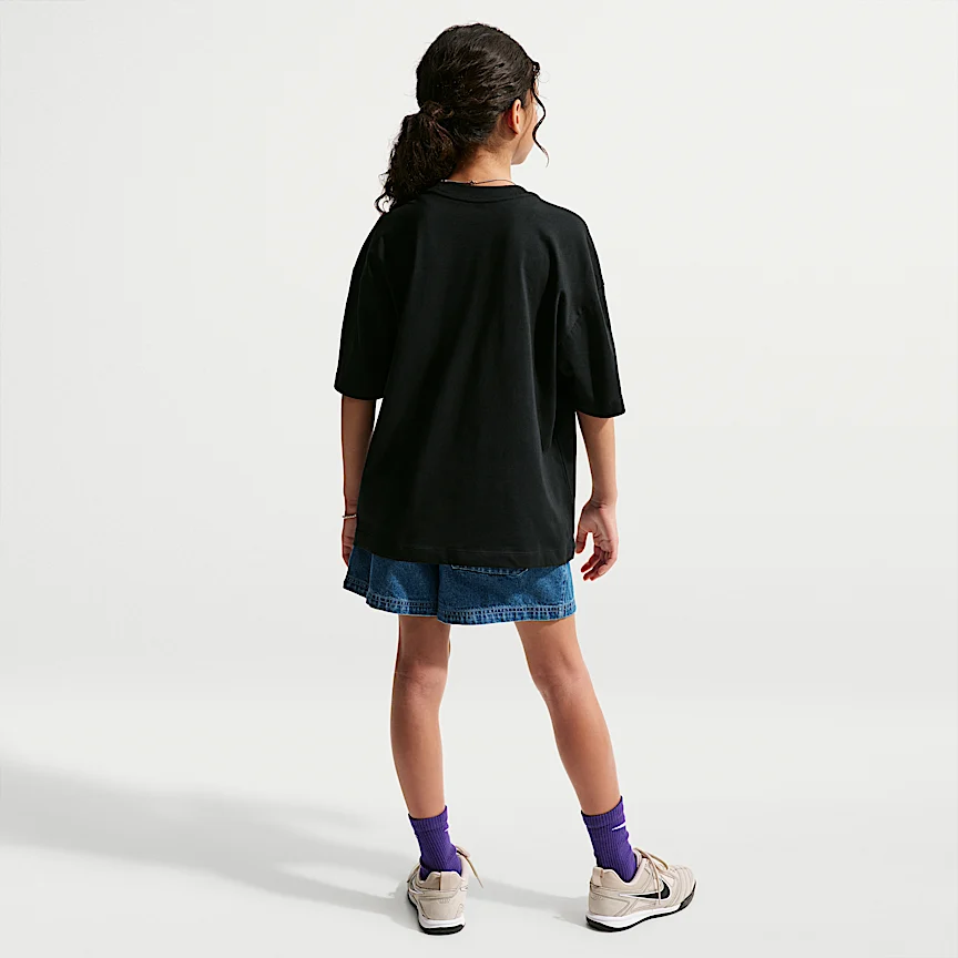 NIKE Sportswear — Big Kids' (Girls') Oversized T-Shirt - Image 5