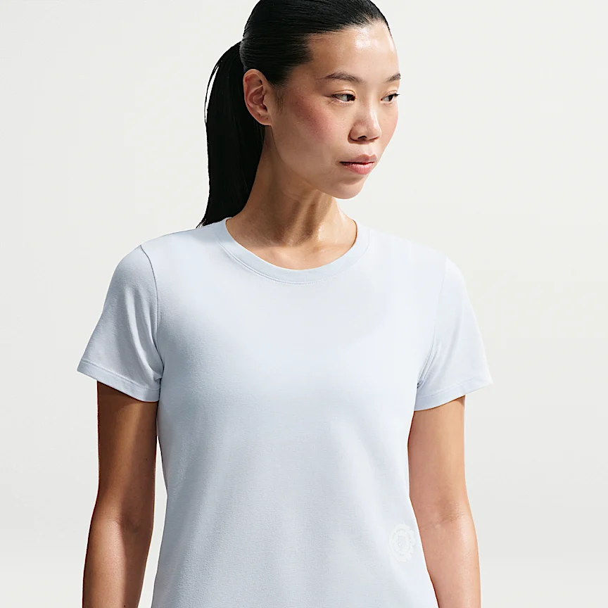 NIKE — ウィメンズ Dri-FIT ランニング Tシャツ