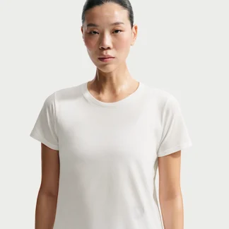 NIKE  — ウィメンズ Dri-FIT ランニング Tシャツ