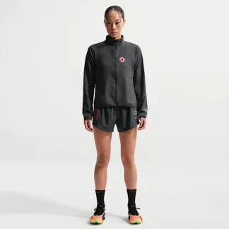 NIKE ワン — ウィメンズ Dri-FIT ミッドライズ 8cm ランニングショートパンツ(インナー付き)