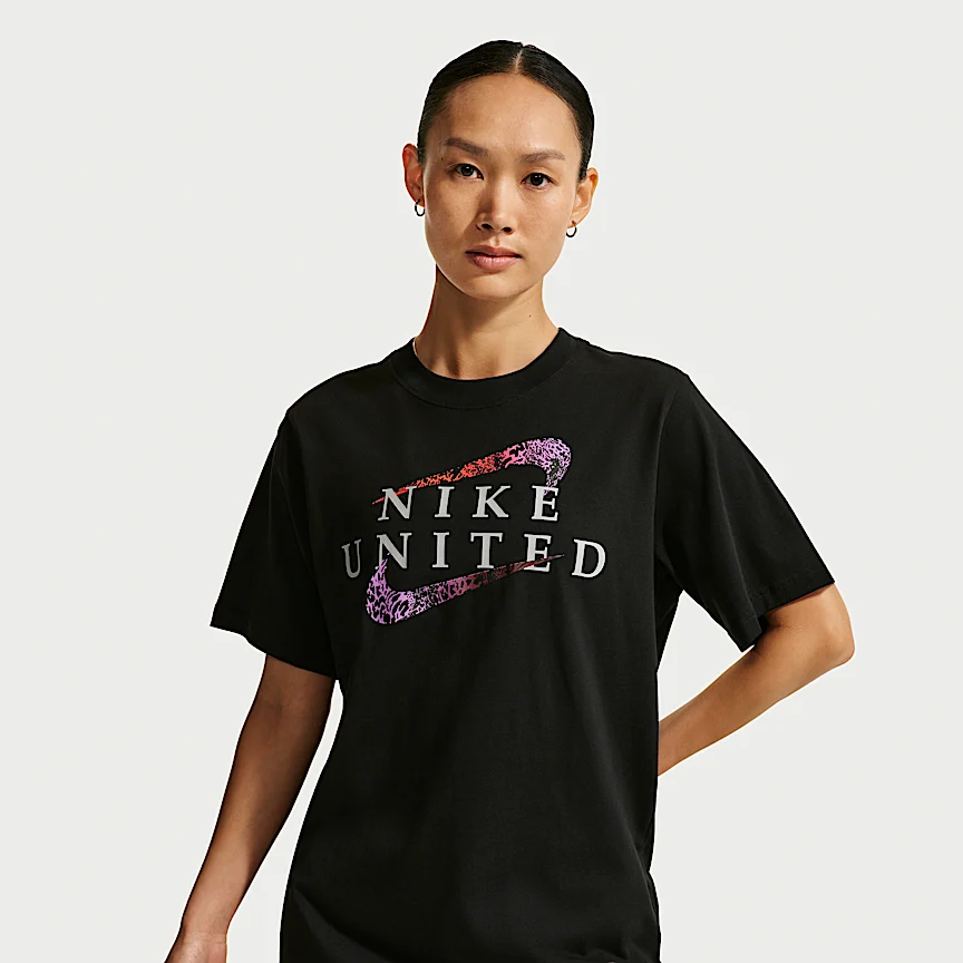 NIKE ユナイテッド — ウィメンズ サッカー Tシャツ