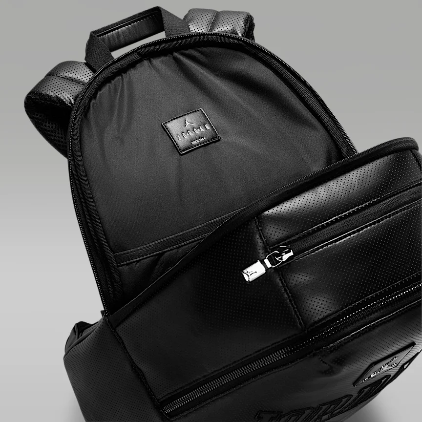 NIKE ジョーダン — パーフォレイテッド バックパック (23.5L) - Image 5