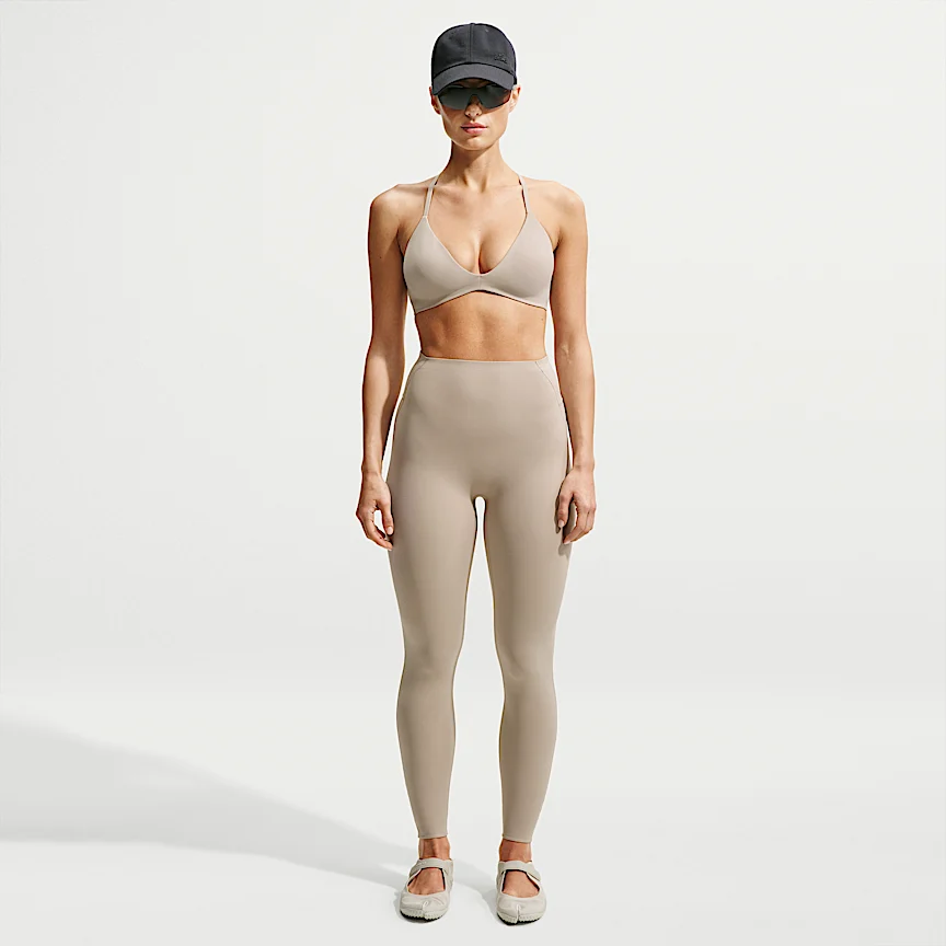 NIKE NikeSKIMS Studio Stretch — Women's Toraianguru Sports Bra - Image 4