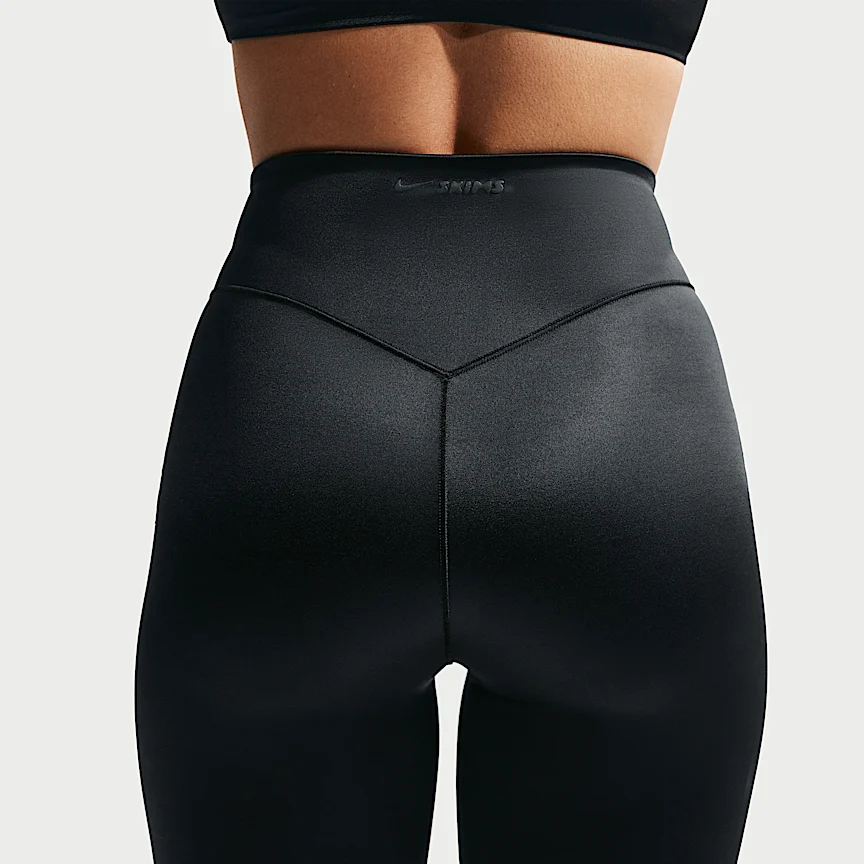 NIKE NikeSKIMS Satin Shine — Women's Mid-Rise 18cm Bondeddo Baika Shorts - Image 3