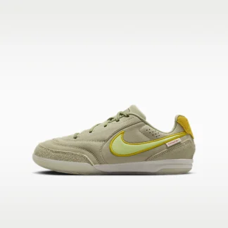 NIKE Jr. Tiempo Streetgato LE — Indoor/Court Low-Top Soccer Shoes