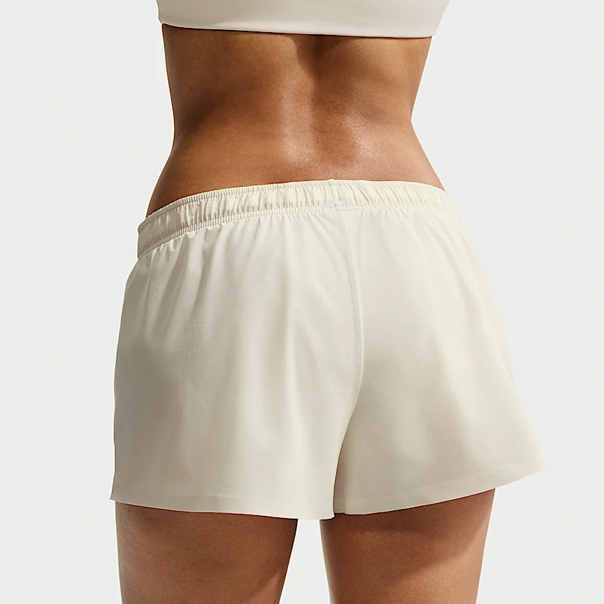 NIKE NikeSKIMS Stretch Nylon — ウィメンズ ランナーショートパンツ - Image 3