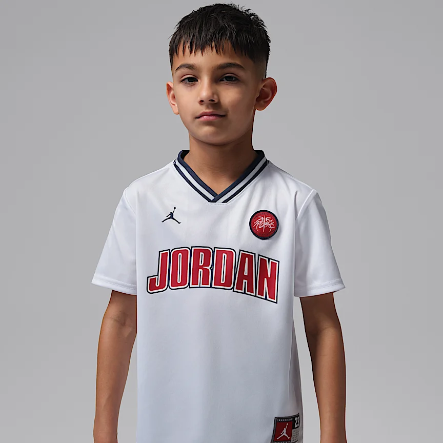 NIKE ジョーダン — リトルキッズ スポーツ ユニフォーム トップス アンド メッシュ ショートパンツ セットアップ - Image 3