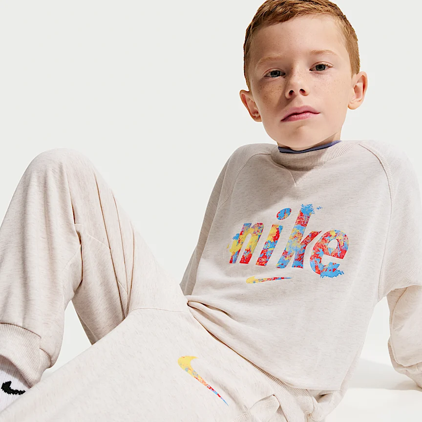 NIKE E1D1 — リトルキッズ フレンチテリー ツーピース グラフィック クルー セットアップ - Image 6