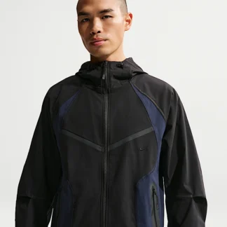 NIKE Tech — Men's Dri-FIT Woven Full-Zip Karaburokku Windrunner Jacket