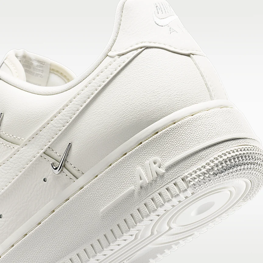NIKE エア フォース 1 ‘07 LV8 — ウィメンズシューズ - Image 8