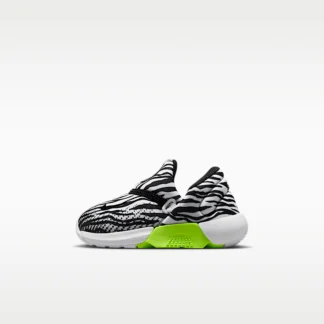 NIKE スウッシュ ゴー — ベビーシューズ