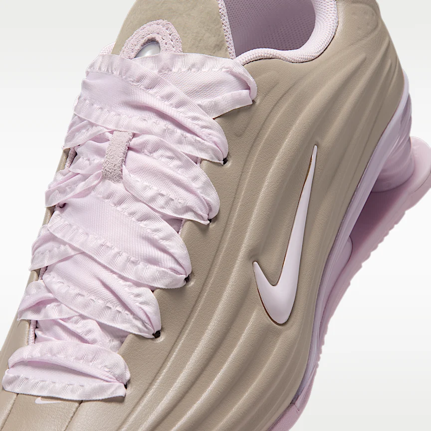 NIKE ショックス Z — ウィメンズシューズ - Image 7
