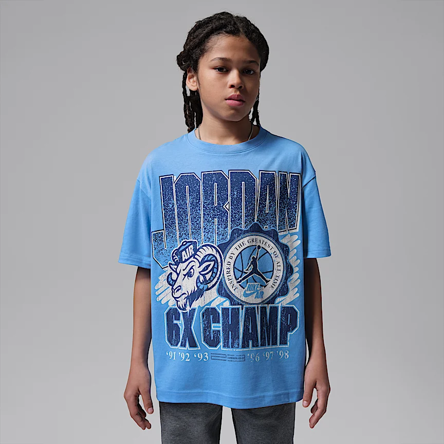 NIKE ジョーダン — ジュニア AJ11 ユニバーシティブルー レトロ GOAT Tシャツ