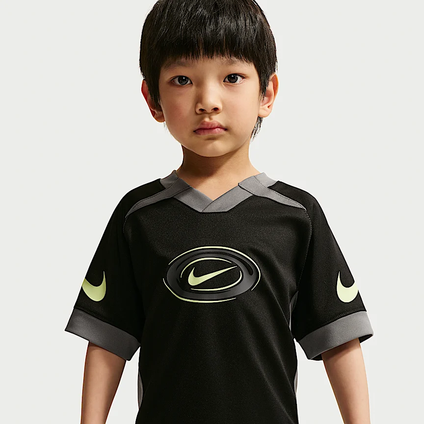 NIKE Nike — リトルキッズ Dri-FIT スウッシュ ラブ ツーピース ショートパンツ セット - Image 2