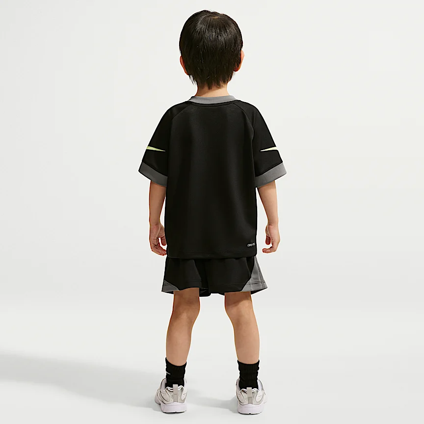 NIKE Nike — リトルキッズ Dri-FIT スウッシュ ラブ ツーピース ショートパンツ セット - Image 7