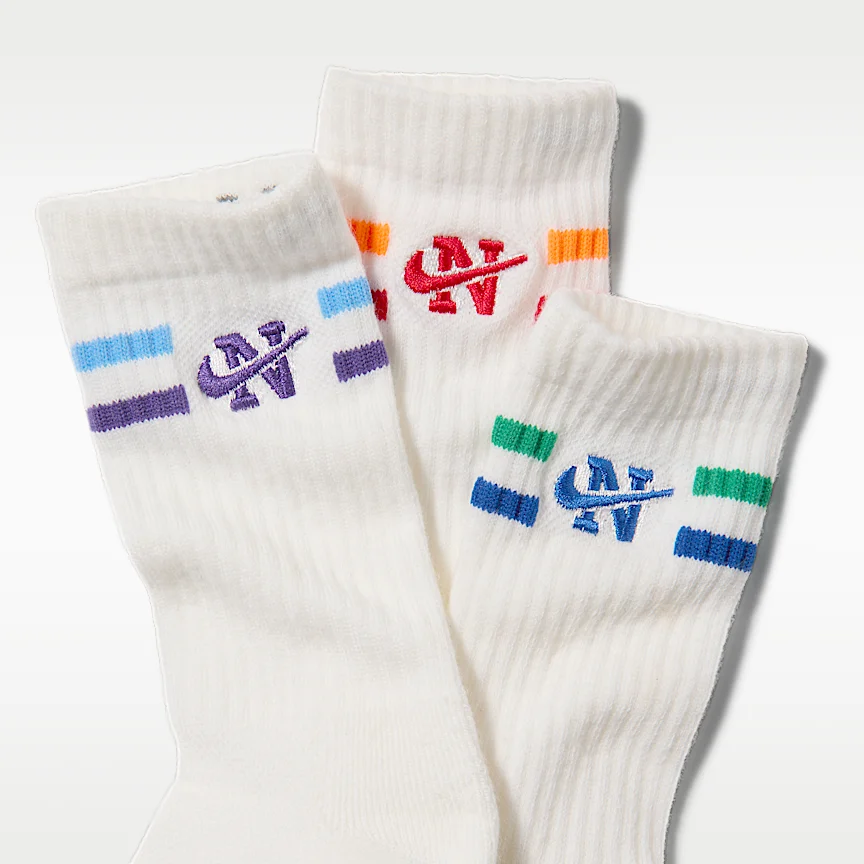 NIKE — キッズ バーシティ クルーソックス (3足) - Image 2