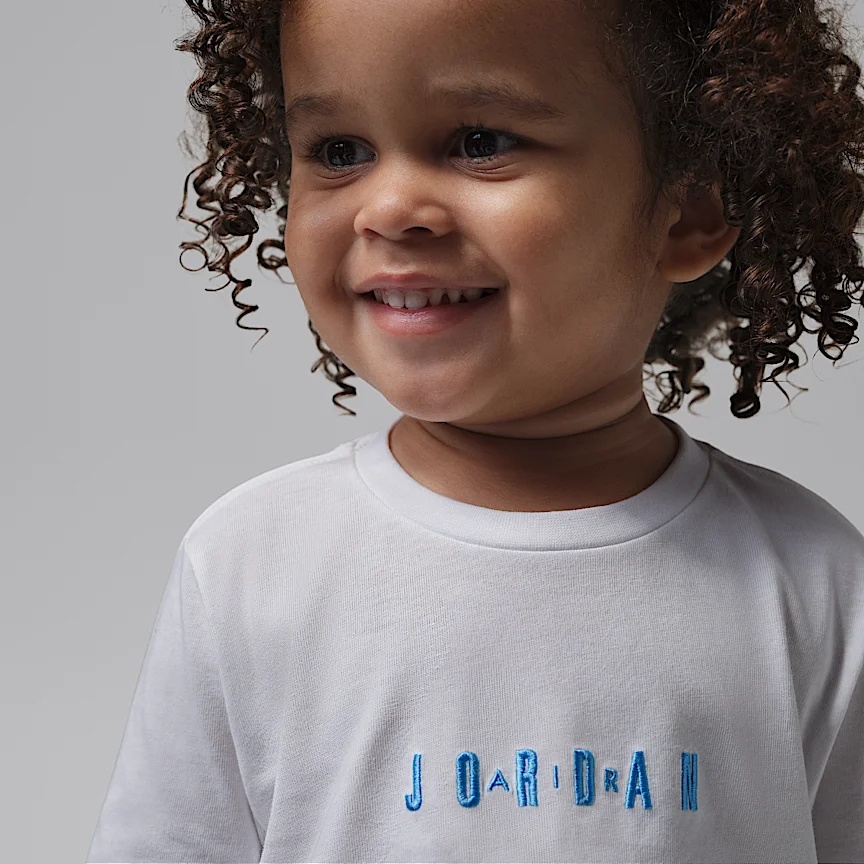 NIKE Jordan — Baby Wadomaku T-Shirt Ando Shorts Setto - Image 4