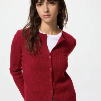 UNIQLO ミニケーブルクルーネックカーディガン