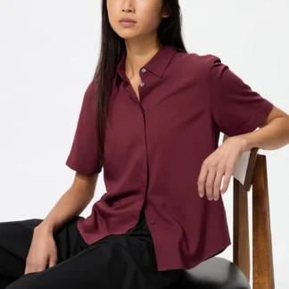 UNIQLO レーヨンブラウス