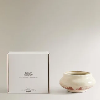 ZARA (200 G) LIGHT COTTON SCENTED CANDLE