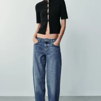 ZARA SHORT SLEEVE TOP WITH FROG FASTENING