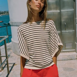 ZARA WIDE SHORT SLEEVE KNIT TOP