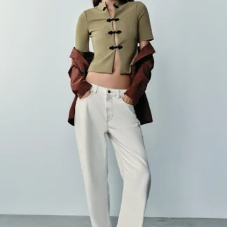 ZARA SHORT SLEEVE TOP WITH FROG FASTENING