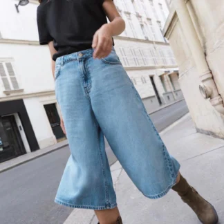 ZARA SHORT SLEEVE T-SHIRT