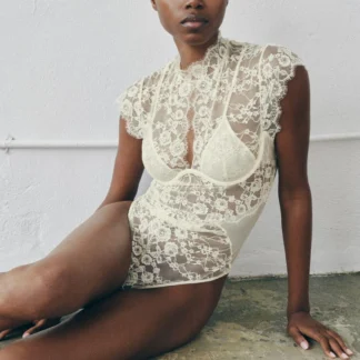 ZARA UNDERWIRED LACE-TRIMMED BODYSUIT