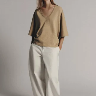 ZARA V-NECK T-SHIRT