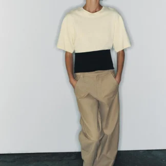 ZARA オーバーサイズクロップドTシャツ