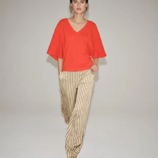ZARA V-NECK T-SHIRT