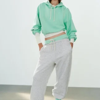 ZARA NEON CROPPED SWEATSHIRT