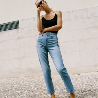 ZARA Z1975 HIGH-WAIST MOM FIT JEANS